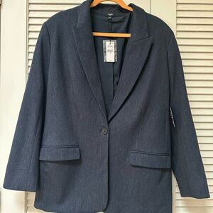 Express Blue Tailored Blazer for Professional Occasions